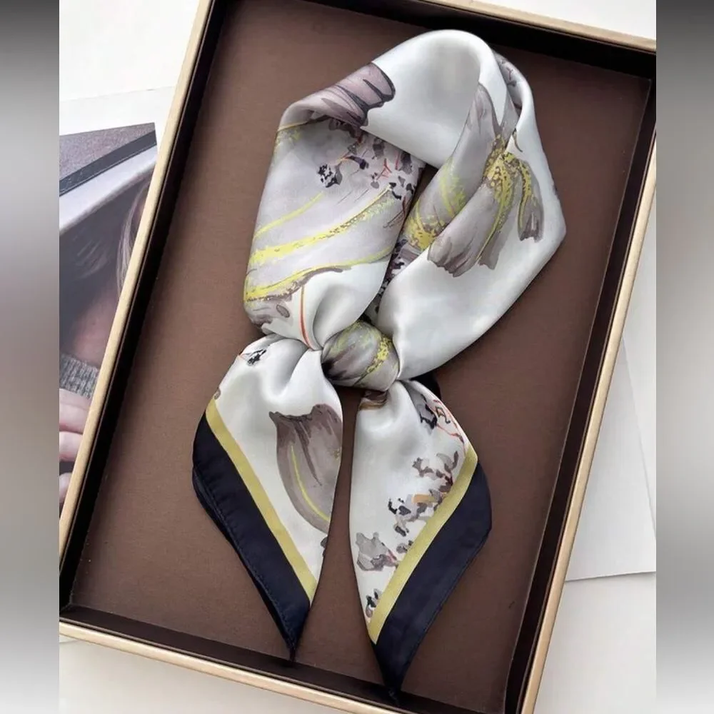 Floral Scarf P109